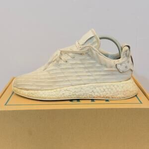 Adidas NMD R2 Primeknit Womens Size 8 White Granate Comfort Daily Sneakers